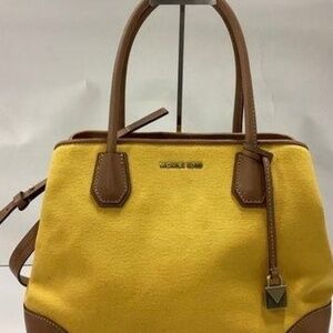 Michael Kors Mercer Gallery Jasmine Yellow Canvas Medium Center Zip Tote w/COA